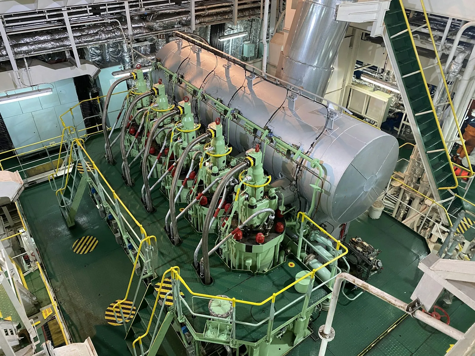 Khanz Marine yard photograph 4